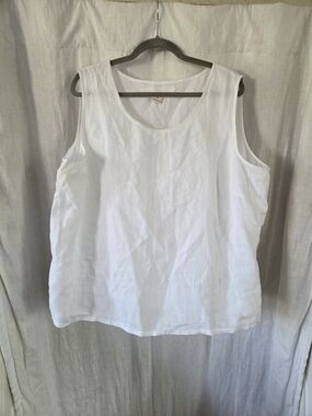David Dari | White Linen Relaxed Scoop Tank